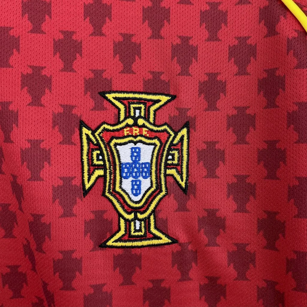 2004 Retro Portugal Local