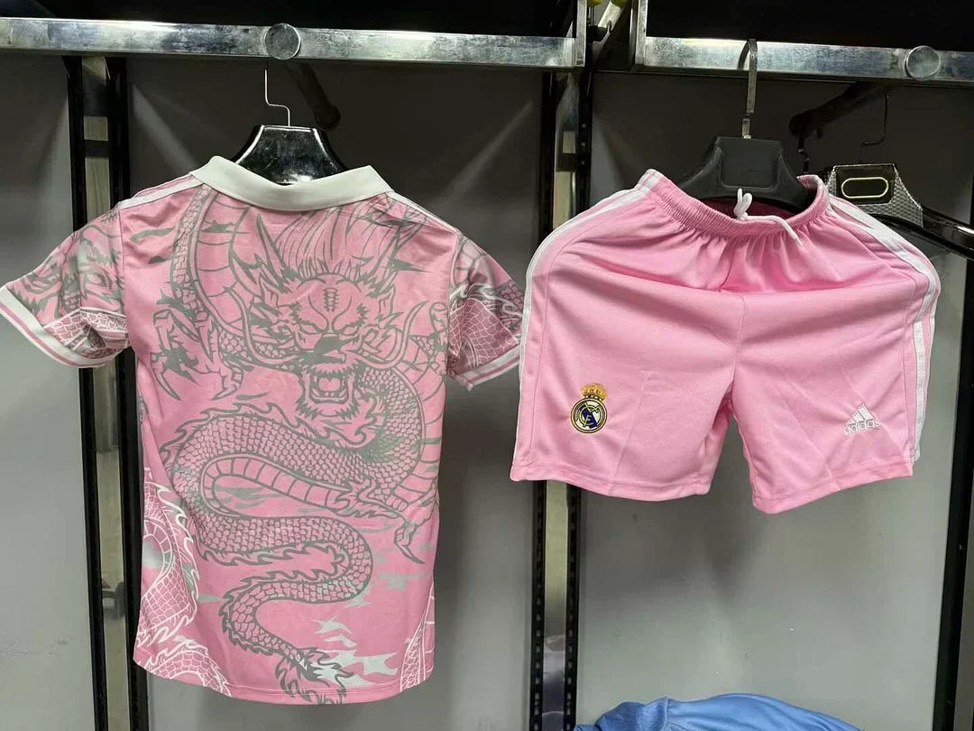 Real Madrid "Dragón Rosa" Edición Especial Talla Niño
