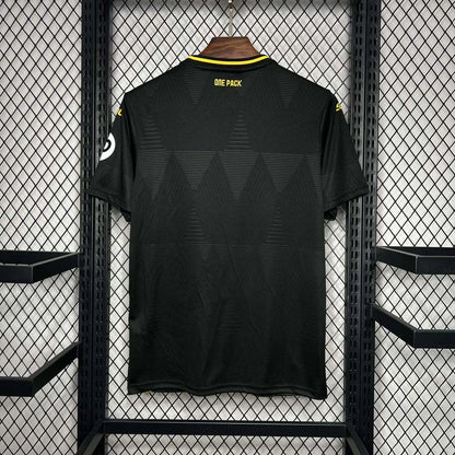 2024-2025 Wolverhampton Wanderers Visitante Kit