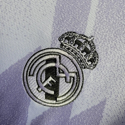 Real Madrid 2022/2023 Visitante Kit