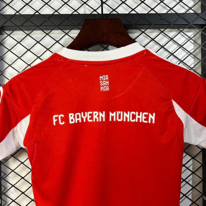 2025/2026 Bayern Munchen Local Kit Talla Niño