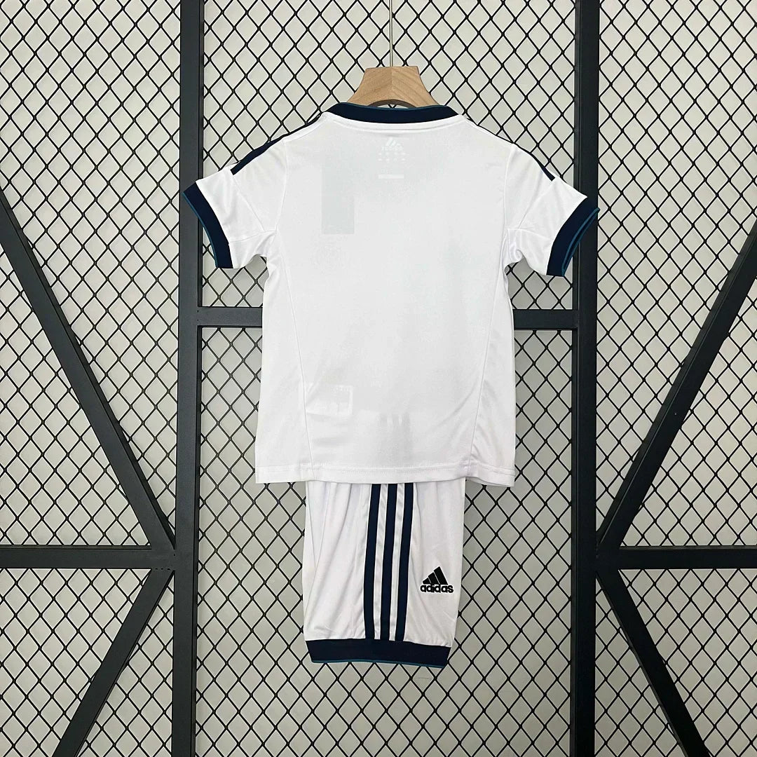 2012/2013 Retro Real Madrid Local Kit Talla Niño
