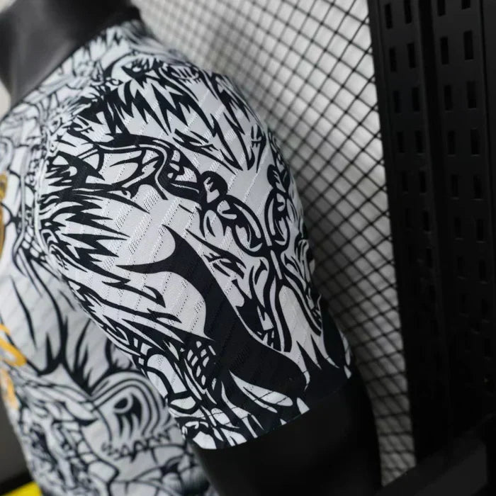 Real Madrid "Dragón Mítico" Edición Especial