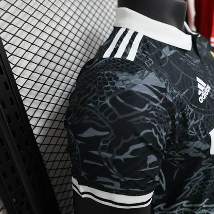Real Madrid "Dragón Negro" Edición Especial
