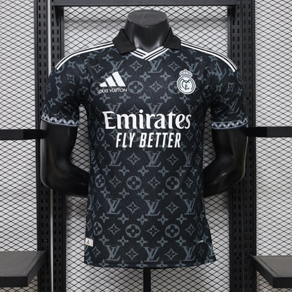 Real Madrid x LV Edición Especial