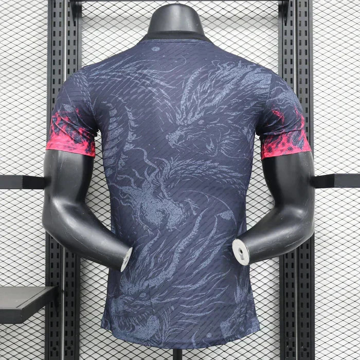 Real Madrid "Dragón Escarlata" Edición Especial