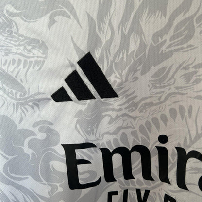 Real Madrid "Emerald Flame" Edición Especial