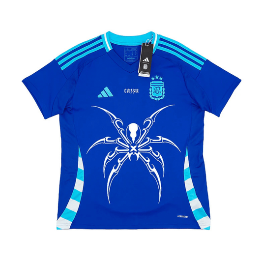 Cazzu x Argentina