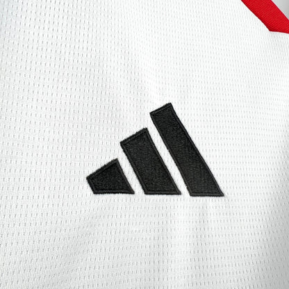 Emiratos Árabes Unidos Local Kit 2026