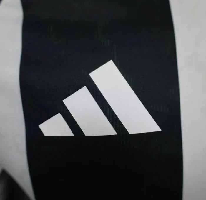 Juventus 2024/2025 Local Kit