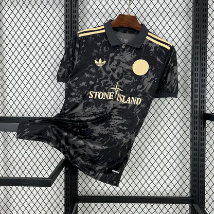 Ajax X Stone Island Edición Especial