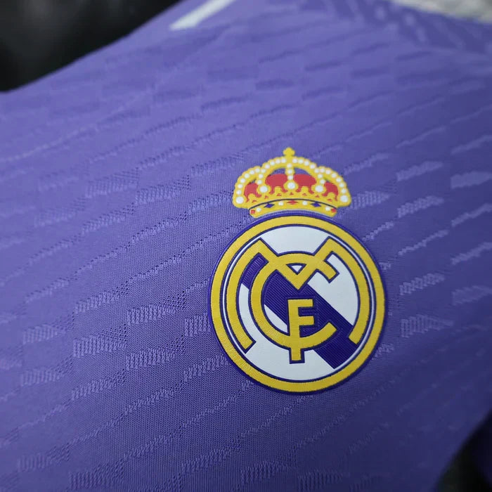 Real Madrid 2024/2025 Alternativa Kit