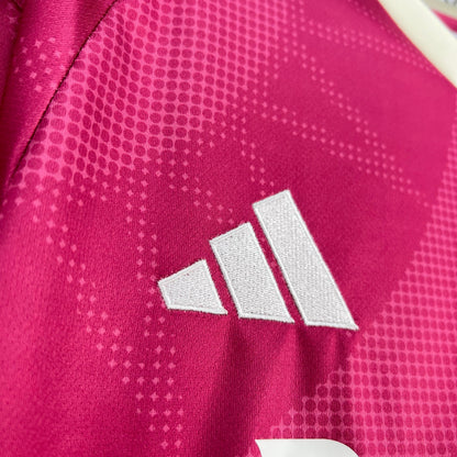 Real Madrid 2026/2027 Alternativa Kit