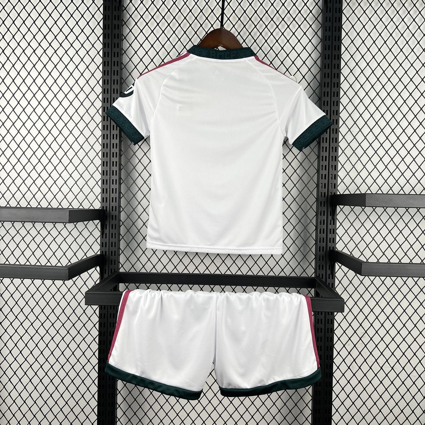 Real Madrid 2026/2027 Local Kit Niño