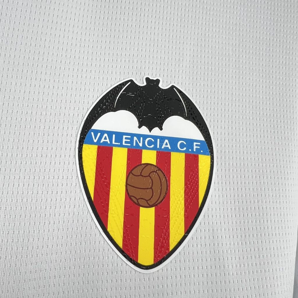 2026/2027 Valencia Local Kit
