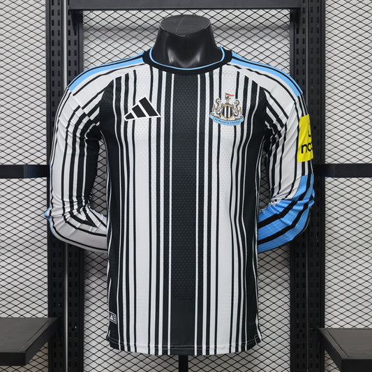 2026/2027 Newcastle United Local Manga Larga Kit