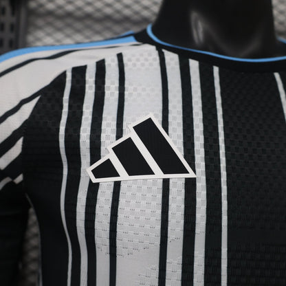 2026/2027 Newcastle United Local Manga Larga Kit