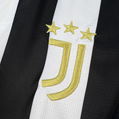 2026/2027 Juventus Local Manga Larga Kit