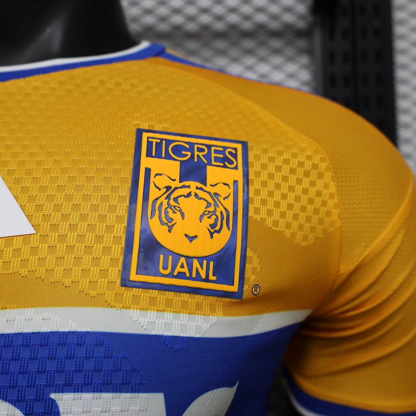 2026/2027 Tigres Local Kit