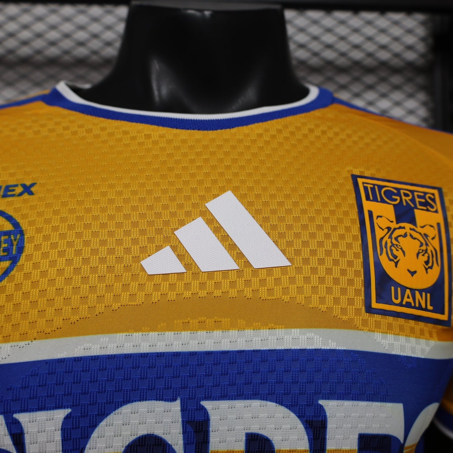 2026/2027 Tigres Local Kit