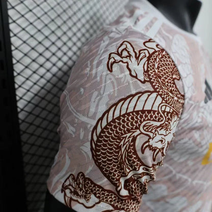 Real Madrid "Crimson Dragon" Edición Especial
