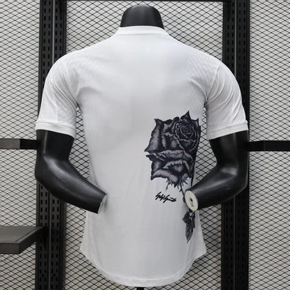 Real Madrid "Floral Elegance" Edición Especial