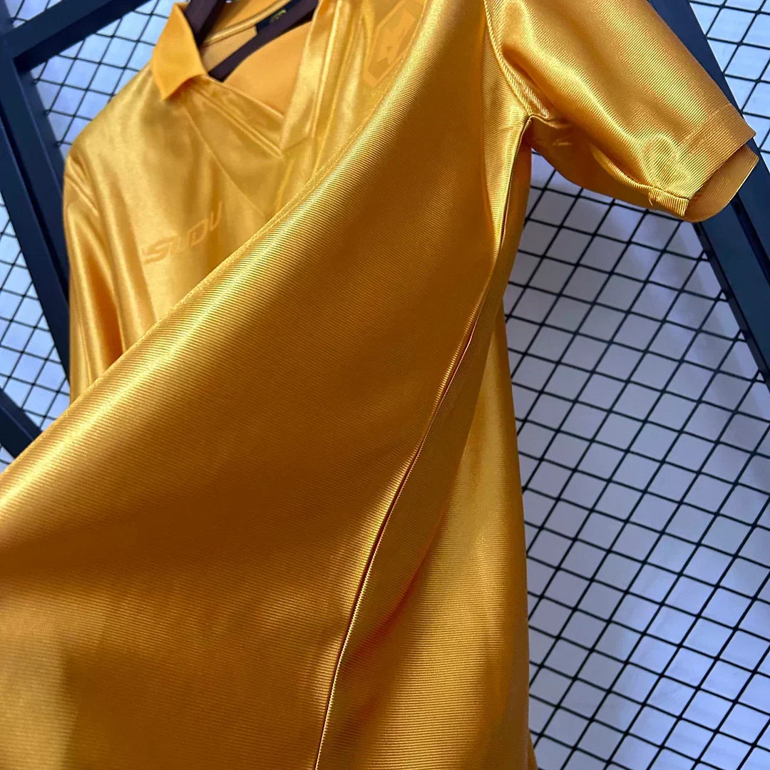 2025/2026 Wolverhampton Wanderers 70th Aniversario