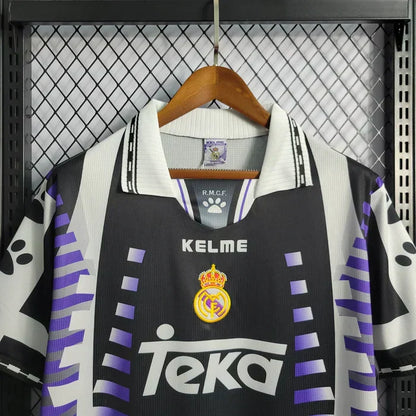 Real Madrid Retro 1997-1998 Alternativa Kit