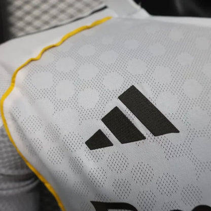 Real Madrid 2025/2026 Local Kit Manga Larga