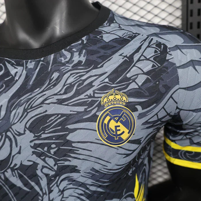 Real Madrid "Silver Fang" Edición Especial