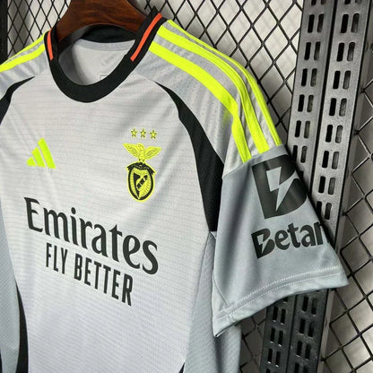 2024-2025 Benfica Alternativa Visitante Kit