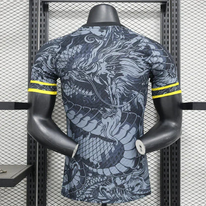 Real Madrid "Silver Fang" Edición Especial